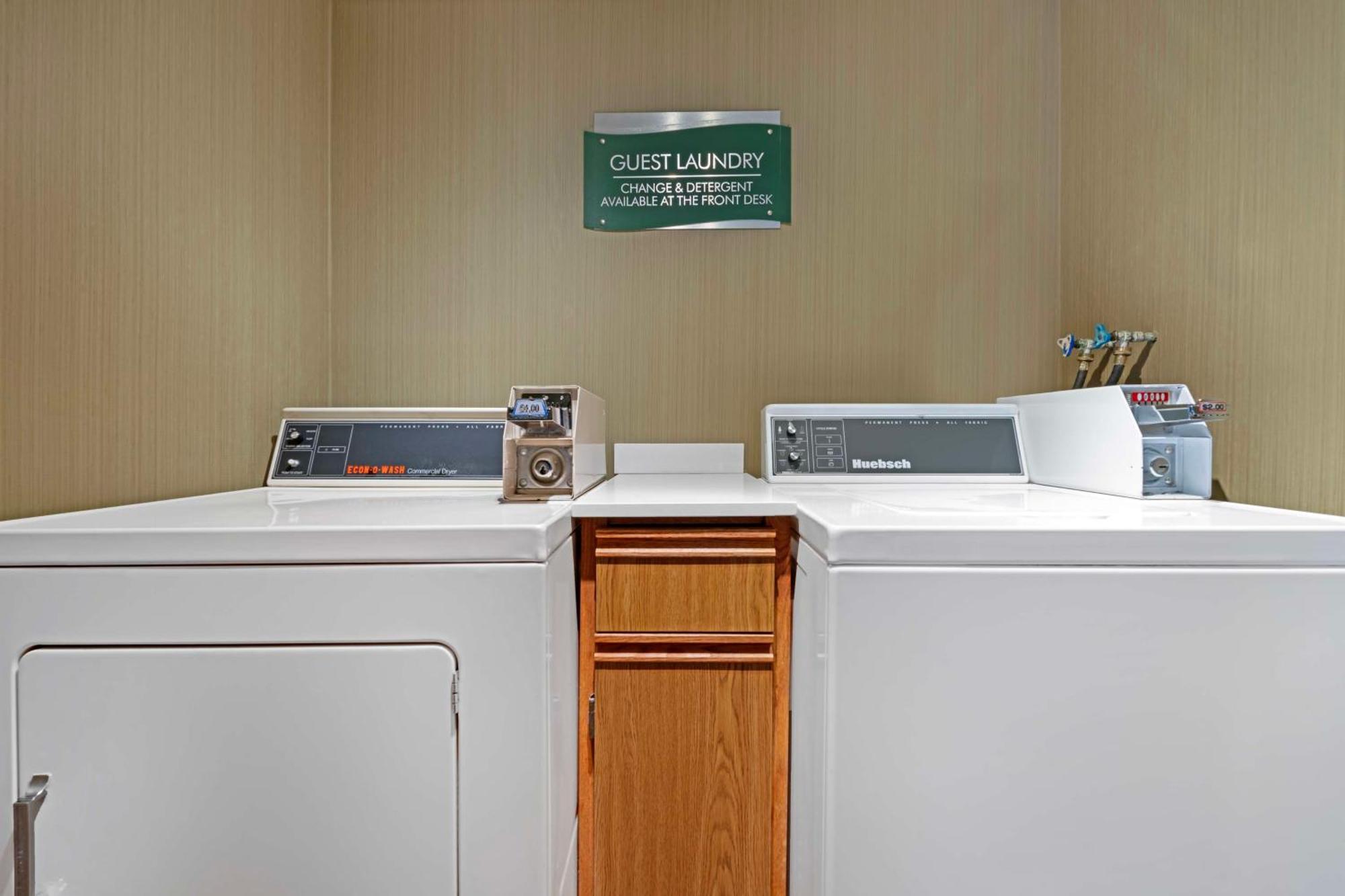 Best Western Plus Emerald Isle Hotel Sidney Kültér fotó