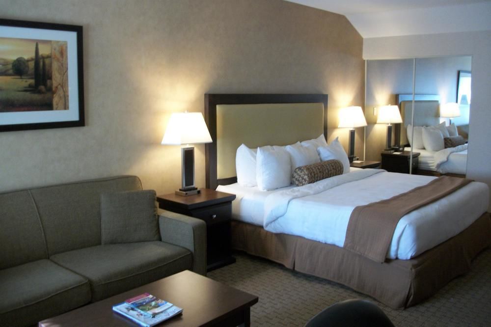 Best Western Plus Emerald Isle Hotel Sidney Kültér fotó